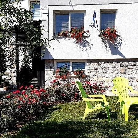 Apartmaji Mojca Krize Exterior photo